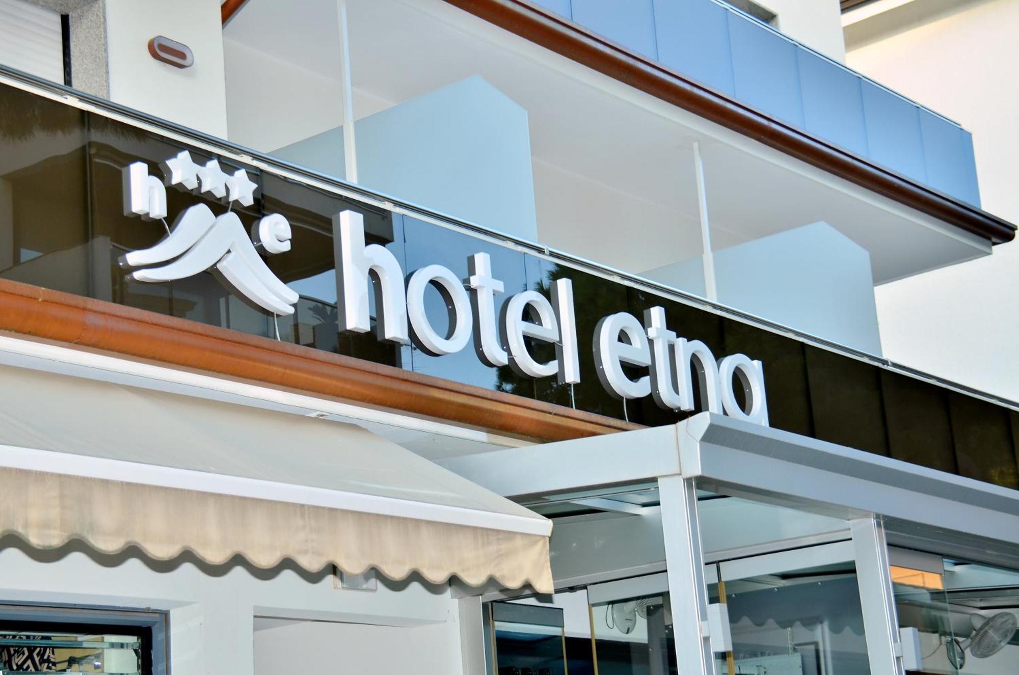 Hotel Etna Lignano Sabbiadoro Exterior foto